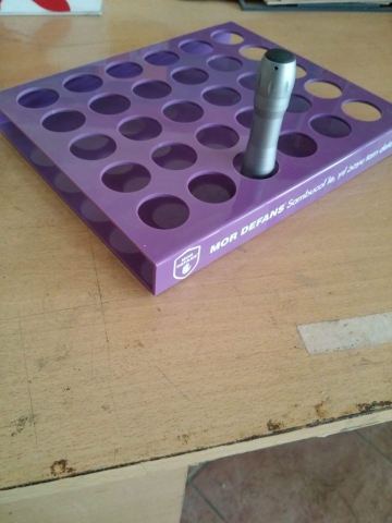 Pleksi Stand